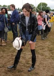 Alexa Chung likes her jeans shorts!