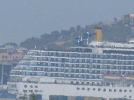 costa atlantica, una meraviglia a cagliari