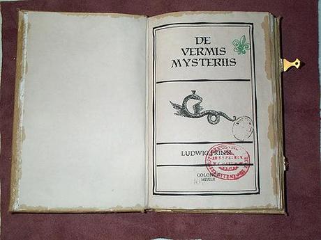 Pseudobiblia: De Vermis Mysteriis