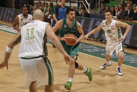 Basket: Benetton in semifinale contro il Siena