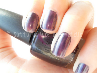 Review - OPI: Light my sapphire (Opi Contest)