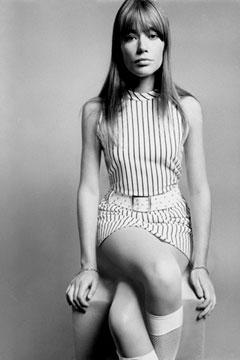 Francoise Hardy: beauty and fashion icon!