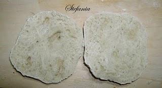 Panini arabi al fieno greco con licoli