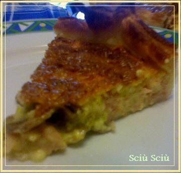 Quiche di prosciutto cotto e funghi champignon