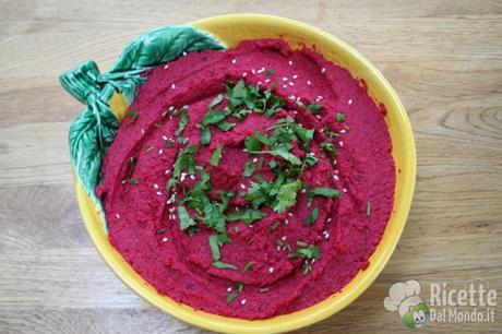 Hummus: 3 gustose varianti super colorate Hummus di barbabietola