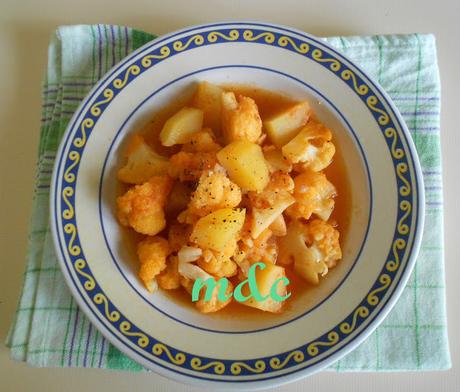 Zuppa di Cavolfiore e Patate in pentola a pressione Zuppa di Cavolfiore e Patate in pentola a pressione