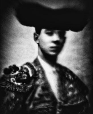 Ad ARLES 2018: Les Rencontres De La Photographie Ad ARLES 2018: Les Rencontres De La Photographie