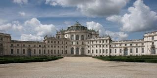 TORINO. Ad ottobre il Gran Galà Ceriano a Stupinigi proporrà un viaggio nella storia della Fiat, della Lancia, della 500 e degli aerei italiani TORINO. Ad ottobre il Gran Galà Ceriano a Stupinigi proporrà un viaggio nella storia della Fiat, della Lancia, della 500 e degli aerei italiani