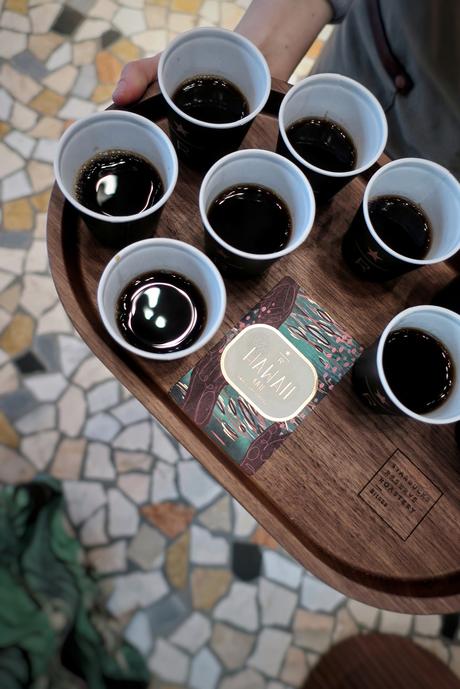 Starbucks ha aperto a Milano: tutto quello che c'è da sapere e tutte le foto (e perché non è il solito Starbucks) Starbucks ha aperto a Milano: tutto quello che c'è da sapere e tutte le foto (e perché non è il solito Starbucks)