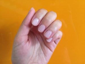 Manicure semi permanente: lo smalto nude per ogni occasione Manicure semi permanente: lo smalto nude per ogni occasione