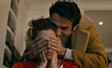 Lola+Jeremy: l’opera prima di July Hygreck è una commedia esilarante che racconta la contemporaneità Lola+Jeremy: l’opera prima di July Hygreck è una commedia esilarante che racconta la contemporaneità