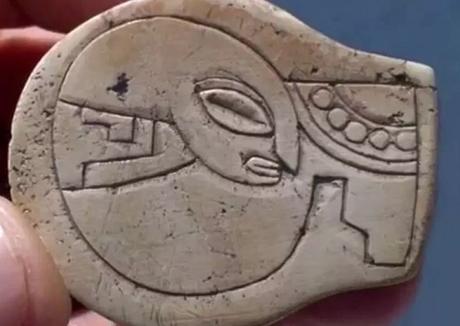 Antichi Alieni – La nuova scoperta in Messico cambia tutto antico artefatto alieno 5