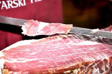 Il Salumificio Paganoni a La Via dei Norcini Il Salumificio Paganoni a La Via dei Norcini