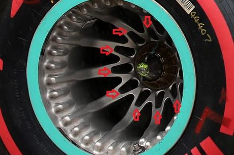 Mercedes chiude i fori nei mozzi e rispuntano i problemi di gomme – Formula 1 – Motorsport Mercedes chiude i fori nei mozzi e rispuntano i problemi di gomme – Formula 1 – Motorsport