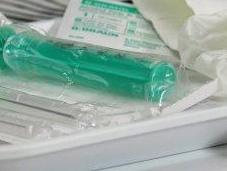 Vaccini, D'Anna: vergogni prende soldi Pharma”