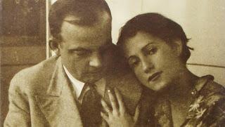 Antoine de Saint-Exupéry, storia di uno scrittore diventato leggenda Antoine de Saint-Exupéry, storia di uno scrittore diventato leggenda