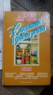 Mele meringate in forno per il Menù Lib(e)ro (con amaretti e crema pasticciera) Mele meringate in forno per il Menù Lib(e)ro (con amaretti e crema pasticciera)