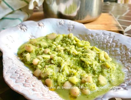 Minestra di cimette di broccoli e fagioli cannellini Alessandra ruggeri Minestra di cimette di broccoli e fagioli cannellini Alessandra ruggeri