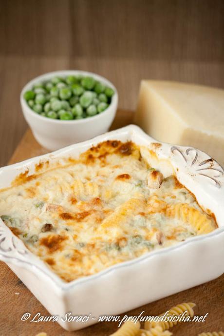 Pasta Gratinata con Piselli e Prosciutto Pasta Gratinata con Piselli e Prosciutto