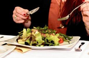 Insalate in busta contaminate da batteri resistenti agli antibiotici insalata