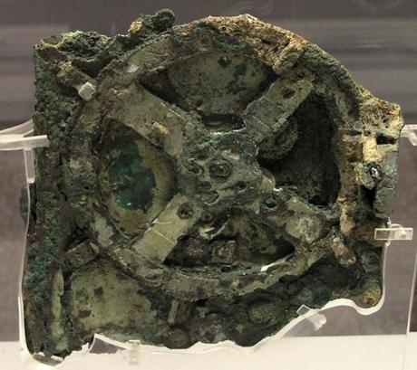 Questi reperti fuori luogo testimoniano un’Antica Tecnologia Aliena? il meccanismo di Antikythera