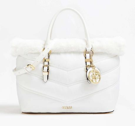 SE CERCHI IL GIUSTO LOOK PER LE FESTE CON GUESS LO HAI TROVATO! SE CERCHI IL GIUSTO LOOK PER LE FESTE CON GUESS LO HAI TROVATO!