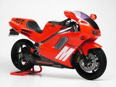 Honda NR 750 Suzuka Marshal Bike by Max Moto Modeling