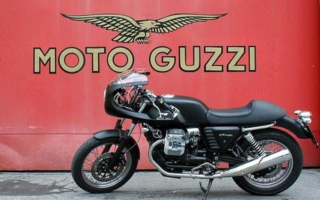 Guzzi V7 Cafe