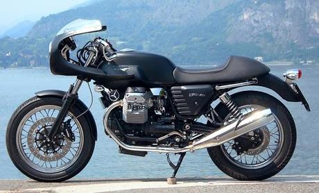 Guzzi V7 Cafe