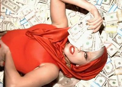 Bancarotta per Lady Gaga: il successo non paga