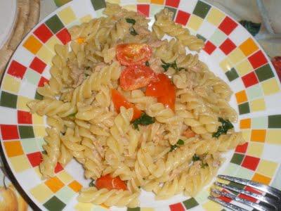 FUSILLI DEL MARITINO CON POMODORINO E TONNO