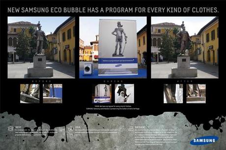 guerrilla-samsung-naked-statues