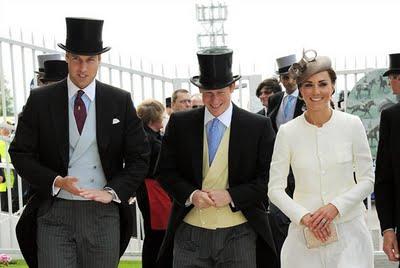 William, Kate e Harry a Epsom: campa cavallo e tanto di cappello