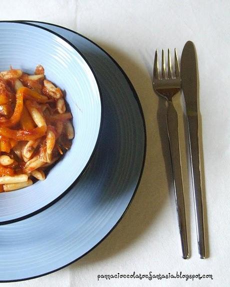 Cavatelli ai peperoni e asparagi