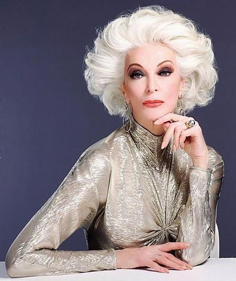 CARMEN DELL'OREFICE, ICONA DELLA MODA, COMPIE 80 ANNI