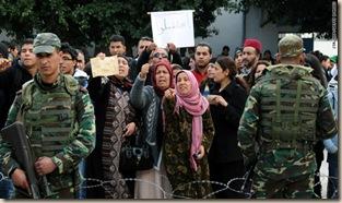 t1larg.tunisia.protest.str.afp.gi