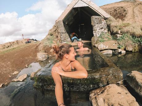 Le piscine naturali in Islanda: un sogno ad occhi aperti Le piscine naturali in Islanda: un sogno ad occhi aperti