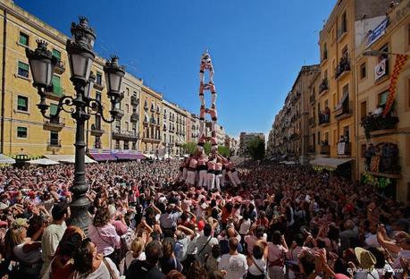 Lo spettacolo delle torri umane in Catalogna – 10 cose da sapere dei Castellers Lo spettacolo delle torri umane in Catalogna – 10 cose da sapere dei Castellers