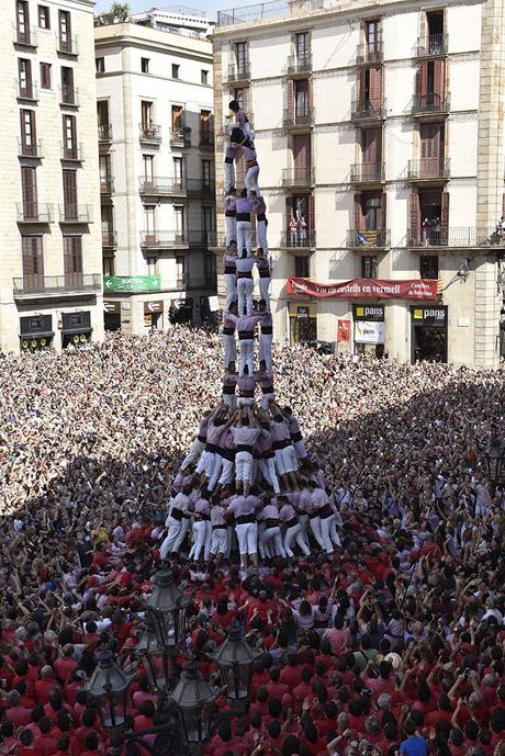 Lo spettacolo delle torri umane in Catalogna – 10 cose da sapere dei Castellers Lo spettacolo delle torri umane in Catalogna – 10 cose da sapere dei Castellers