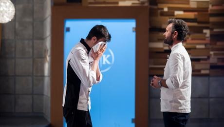 Hell's Kitchen, è Nicola a trionfare su Sky Uno nelle cucine infernali di Carlo Cracco Hell's Kitchen, è Nicola a trionfare su Sky Uno nelle cucine infernali di Carlo Cracco