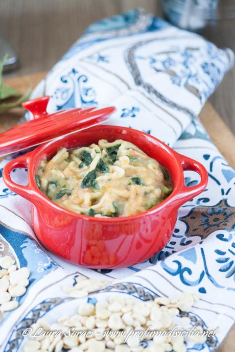 Minestra di Fave Secche e Tagliatelle Minestra di fave secche e tagliatelle ricetta eoliana