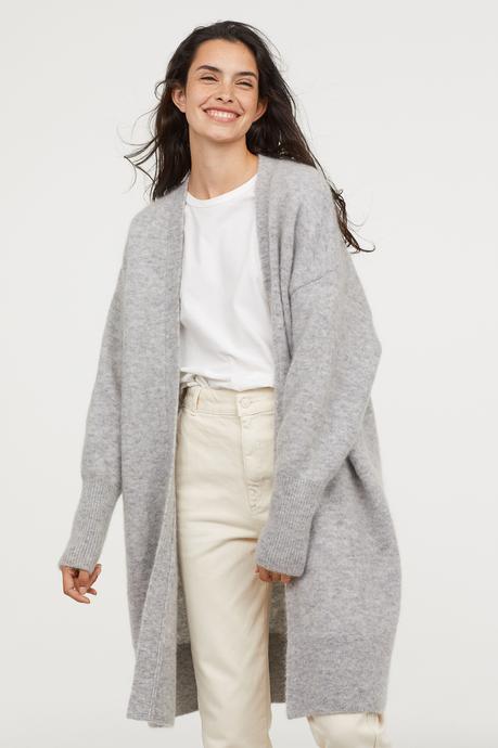 DA H&M GRANDI SALDI CON SCONTI FINO AL -60% ONLINE E NEI NEGOZI DA H&M GRANDI SALDI CON SCONTI FINO AL -60% ONLINE E NEI NEGOZI