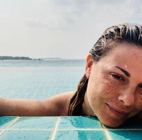 Vanessa Incontrada single alle Maldive in attesa di Sanremo, bellissima al naturale Vanessa Incontrada single alle Maldive in attesa di Sanremo, bellissima al naturale