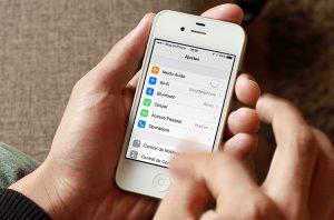 Vende un rene per comprare l’iPhone: ora è invalido iPhone 4