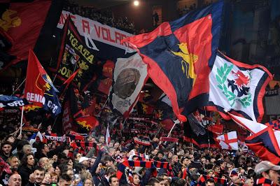 Ultras Genoa: ‘I giornali parlano di società ostaggio dei tifosi, ma siamo noi ostaggi di Lega Calcio, televisioni e osservatori vari’ Ultras Genoa: ‘I giornali parlano di società ostaggio dei tifosi, ma siamo noi ostaggi di Lega Calcio, televisioni e osservatori vari’
