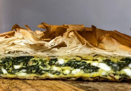 TORTA DI PASTA FILLO CON SPINACI, FETA E LIMONE Interno della torta di pasta fillo | Ça va sans dire | cavasansdire.com