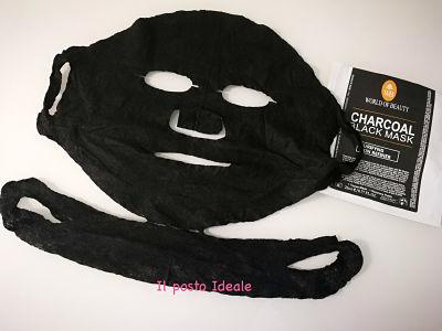 World of Beauty: maschera in tessuto Charcoal Black Mask World of Beauty: maschera in tessuto Charcoal Black Mask