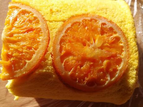 ROLL ALLA RICOTTA E MARMELLATA DI ARANCE SUPER WOW ROLL ALLA RICOTTA E MARMELLATA DI ARANCE SUPER WOW