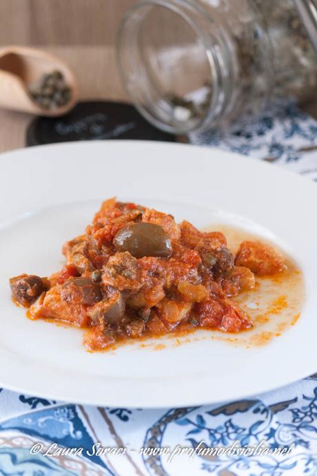 Bocconcini di Pesce Spada a Ghiotta per la Madonna della Lettera I bocconcini di pesce spada a ghiotta un secondo della tradizione messinese per la rubrica L'Italia nel Piatto