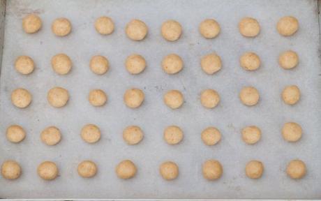 Preparazione Baci di dama - Fase 3 Preparazione Baci di dama - Fase 3